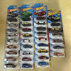 Lots of Cheap Hot Wheels!!