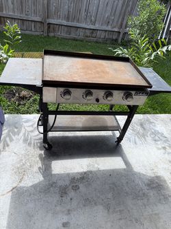 4 Burner Gas Grill