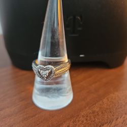 1/5 Carat Diamond/Sterling Silver Ring. SIZE 8.5