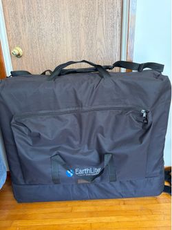 Earthlite Massage Table