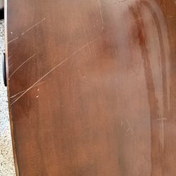 Desk. It Does Have Scratches. Therefore The Price 