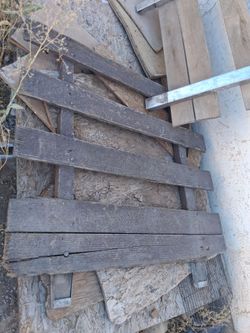 SIDE GATES TWO SETS OF 6 PER SET 350 PER SET OBO SERIOUS INQUIRY ONLY