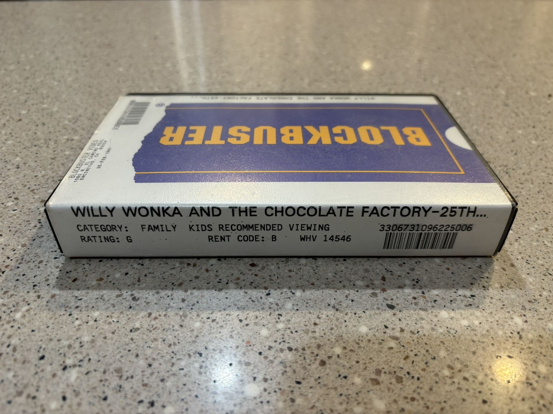 Willie Wonka & The Chocolate Factory, VHS in original Blockbuster Video case/clamshell