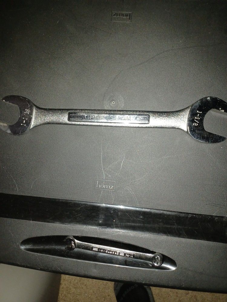 SEARS CRAFTSMAN OPEN END W/2 SIZES
