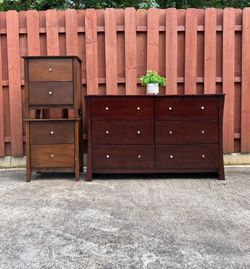 Ashley Furniture Wooden Dresser Set Brown - 10 Drawers
