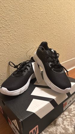 Women’s Cloudfoam flex Adidas size 8.1/2