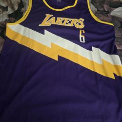 LeBron  James L.A. Lakers Jersey 