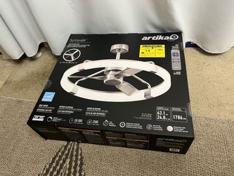 A bit hot? Like-new, assembled Artika Sunnyvale 28” Fandeliers with Remote.