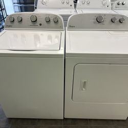 Whirlpool Washer And Electric Dryer Set 