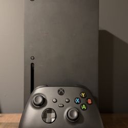 XBOX SERIES X + CONTROLLER (willing to trade)