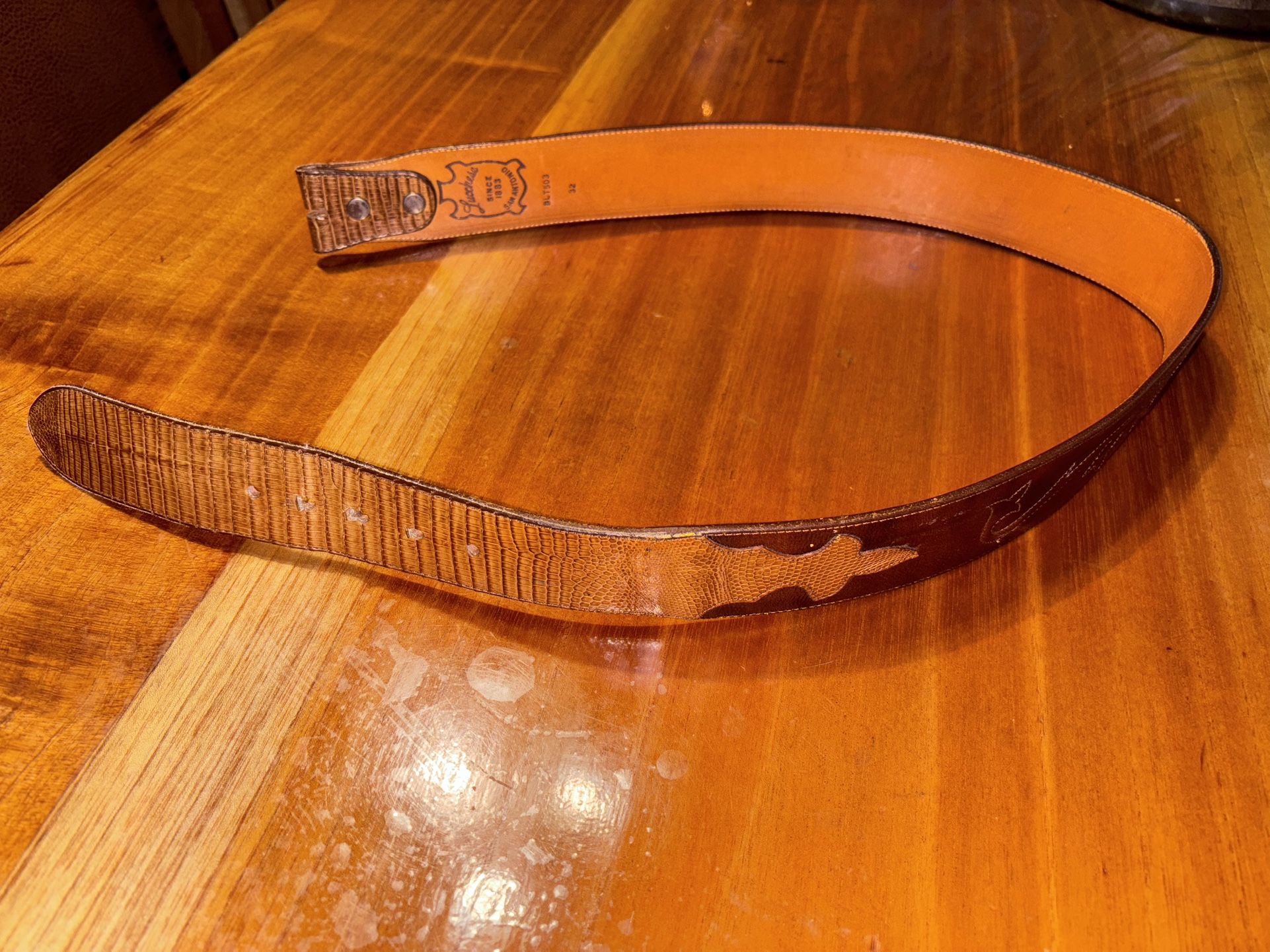 Lucchese Leather Belt Mens Size 32 No Buckle