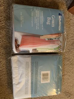 Gown bag *two for 10 or each 7$*