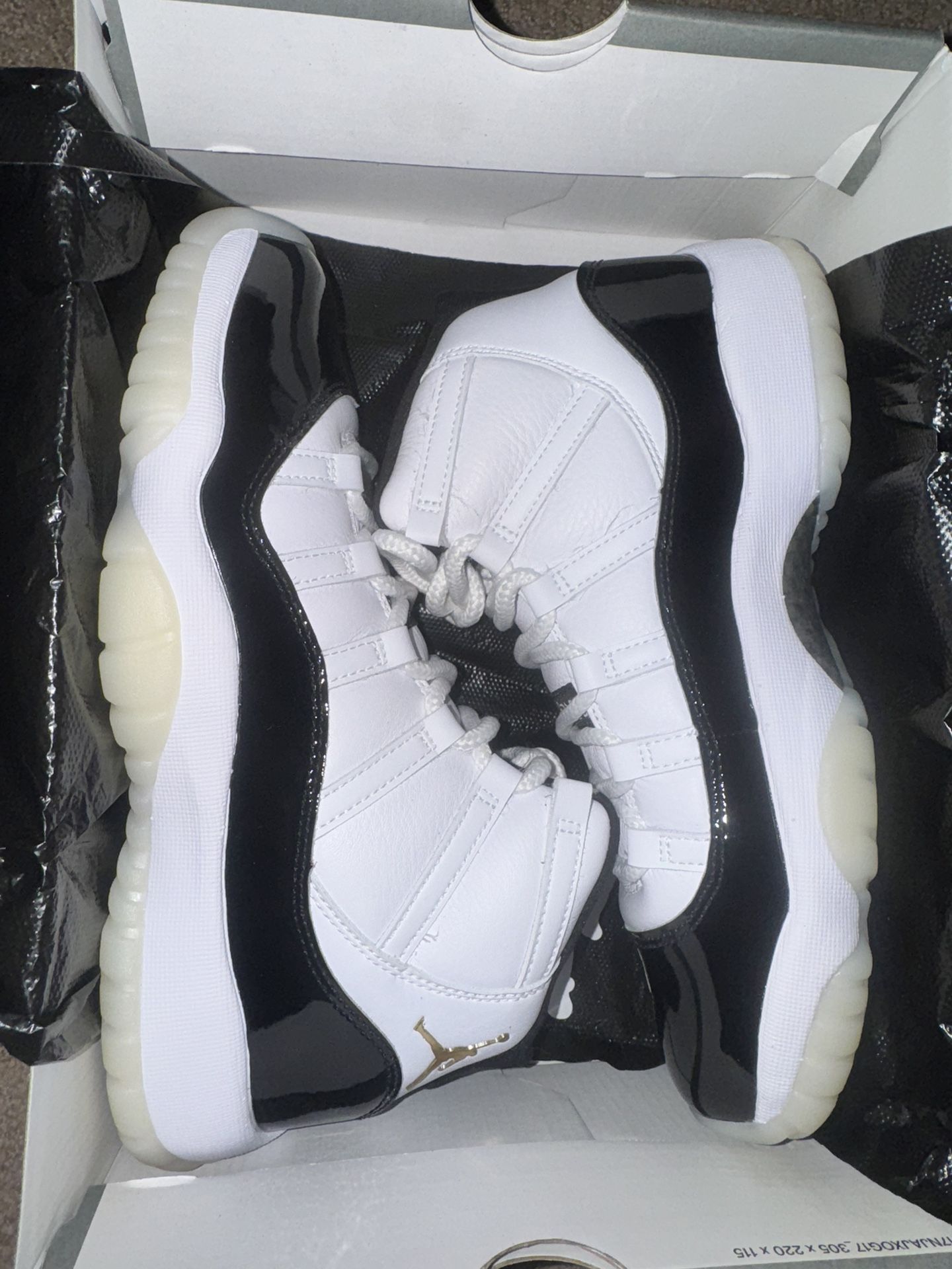 Jordan 11 retro DMP Gratitude