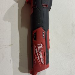 Milwaukee M12 FUEL 12V Cordless Multi-Tool Oscillating Tool