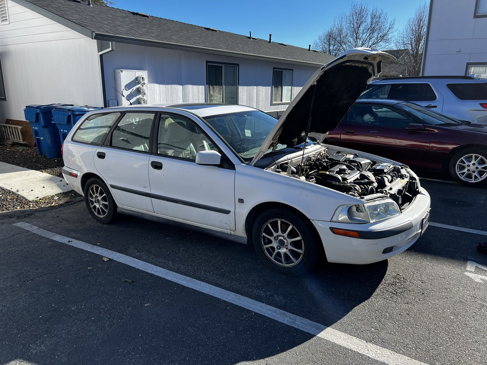 2001 Volvo V40