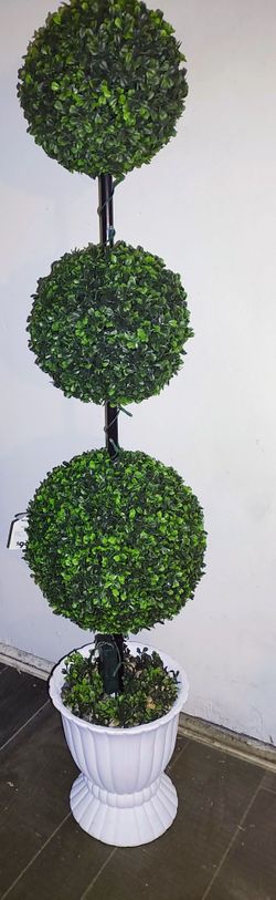 Artificial Triple Ball Topiary Tree in Urn Planter