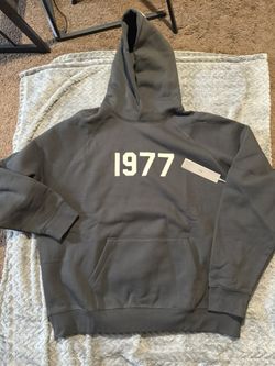 Essential Fog Iron 1977 Sweater 