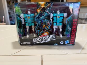 Transformers earth rise wingspan and pounce