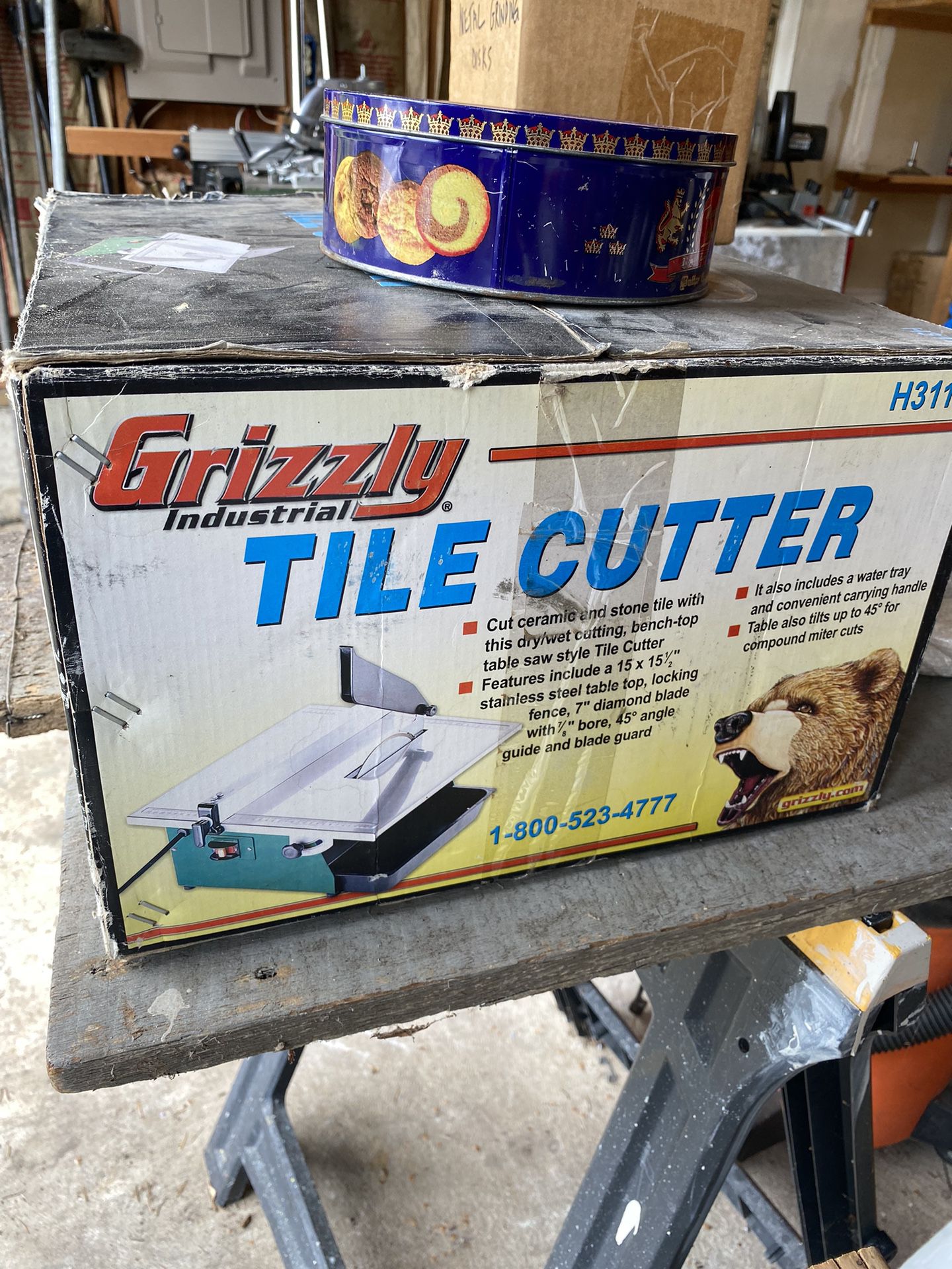Grizzly Tile Cutter