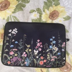 15” Floral Laptop Sleeve