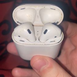 2nd Generation AirPods 