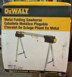 New Dewalt Folding Sawhorse