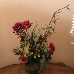 Silk Flowers Arrangement 