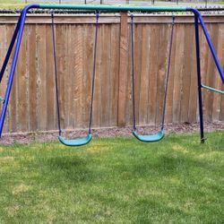 Kids Swing Set With Ground Anchors