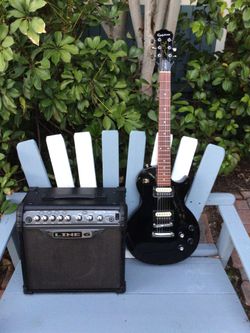 Les Paul with Amp
