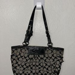 Black Coach Handbag 