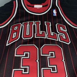 95’-96’ Scottie Pippen (Worn Once)