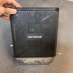 NETGEAR AC1900 C7000 Cable Modem AND Router