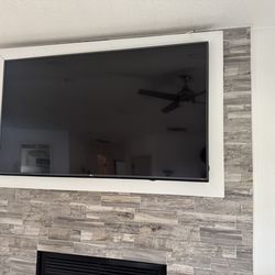 65” Ultra HD LG Tv