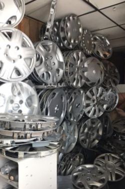Hubcaps Metal Rims Civic Accord CRV Camry Corolla RAV4 Passat Jetta Rogue Altima Sentra