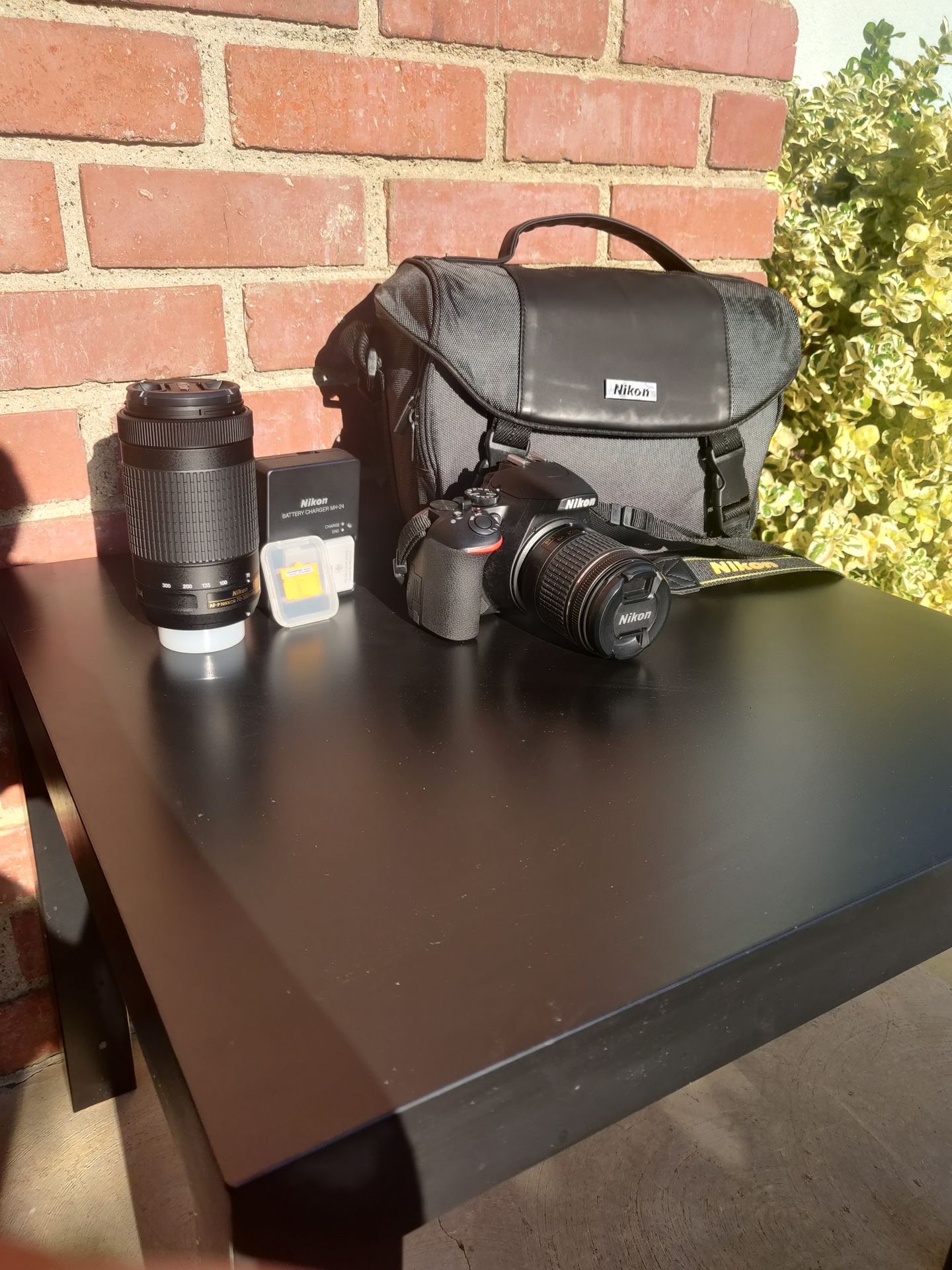 DSLR Camera - Nikon D3500 Fully Upgraded Kit