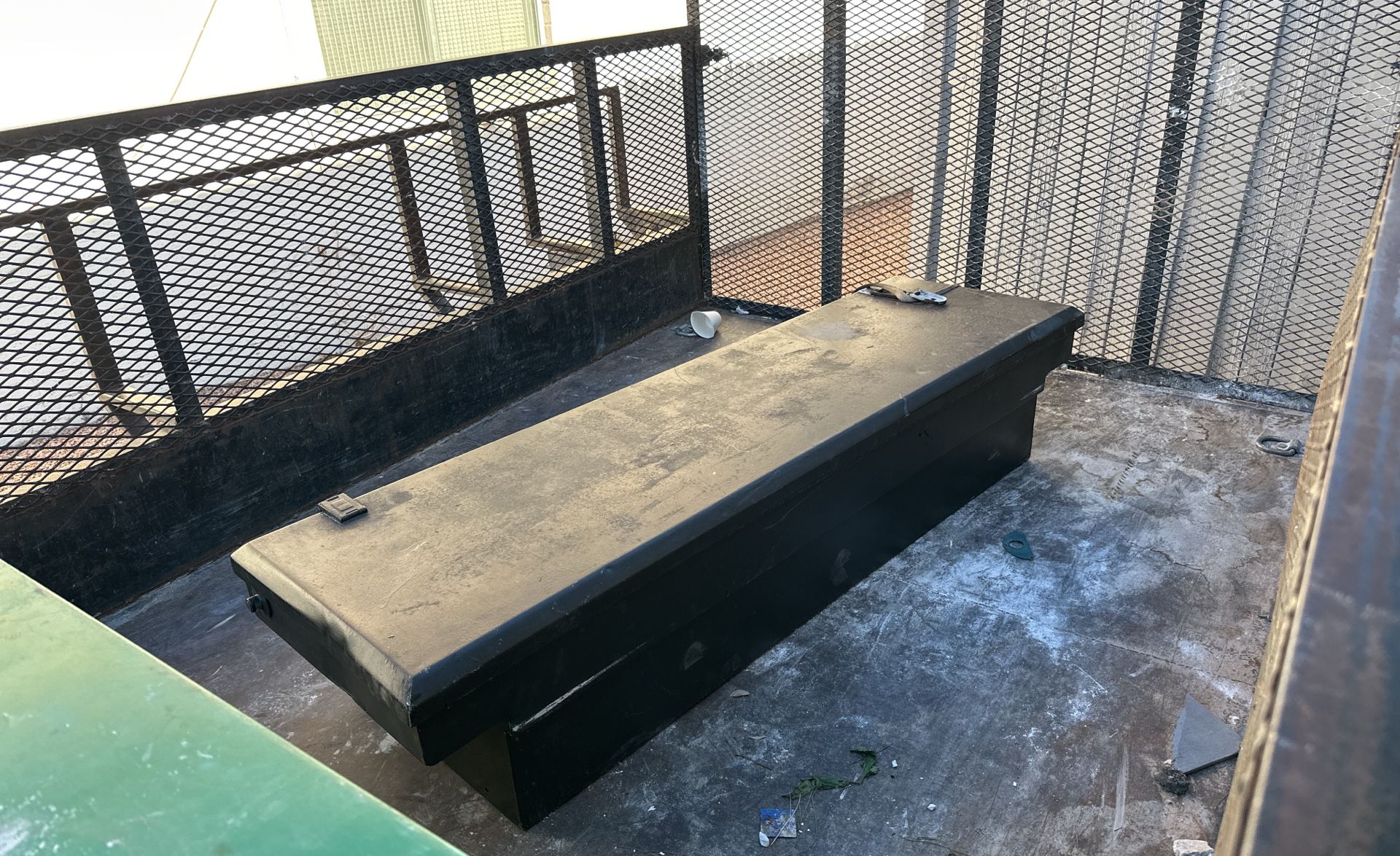 Truck \ Bed Mounted Tool box