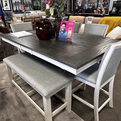 Beautiful Dining Set! $1399 🏠🚨⛅️ Easy Financing! 