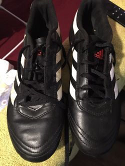 Men soccer shoes