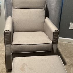 Gray Baby Rocker with Ottoman - Cozy Comfort for Your Little One!