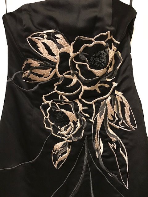 Like New White House Black Market Dress Size 4 