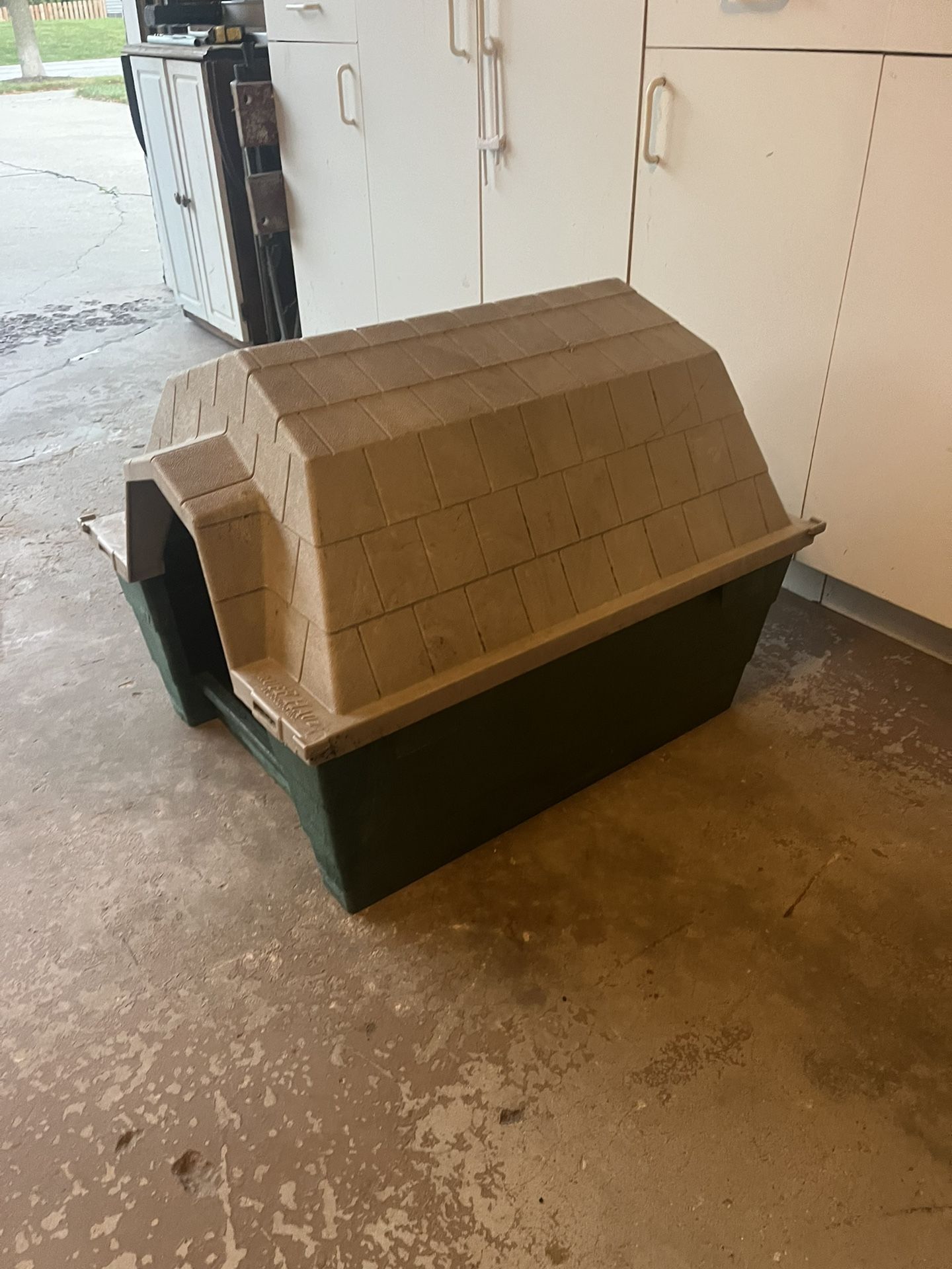 Dog House