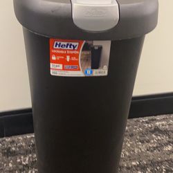 Kitchen Trash Can $20