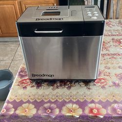 Breadman BK1060S 2-Pound Professional Bread Maker with Collapsible Kneading