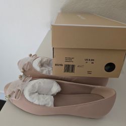 Band  New Michael Kors Flats Size 8.5