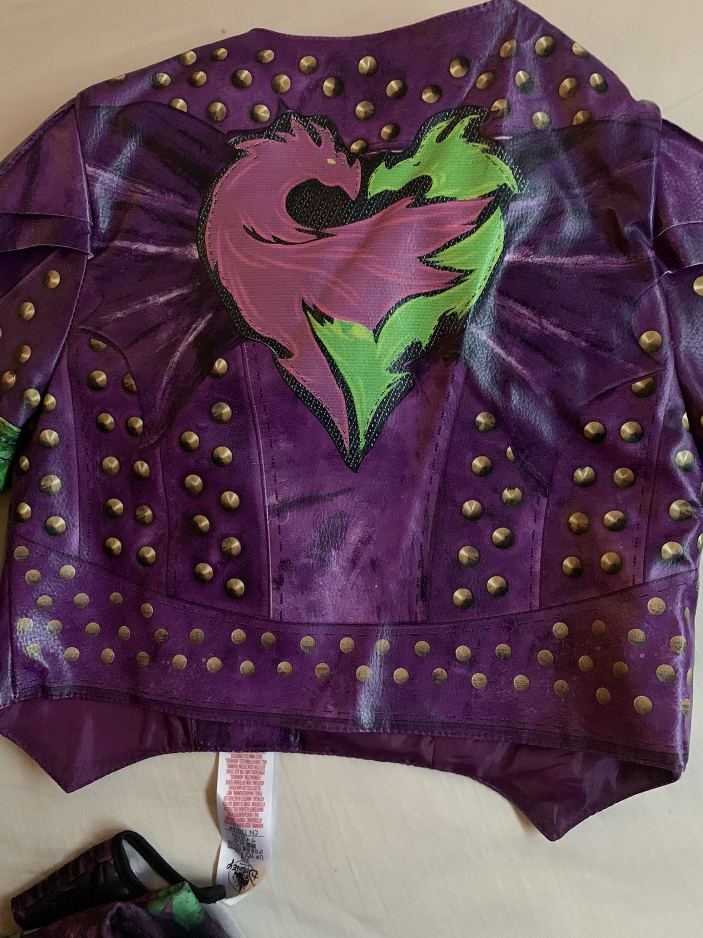 Descendants costume