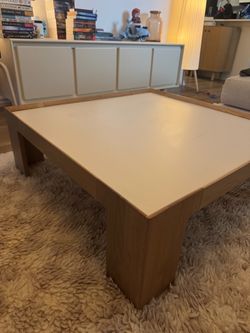 West elm Bradley Coffee Table