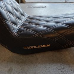 Saddlemen Seat