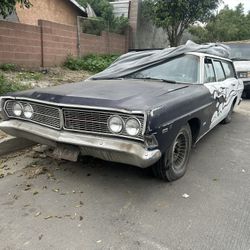 1968 Ford Country Sedan 