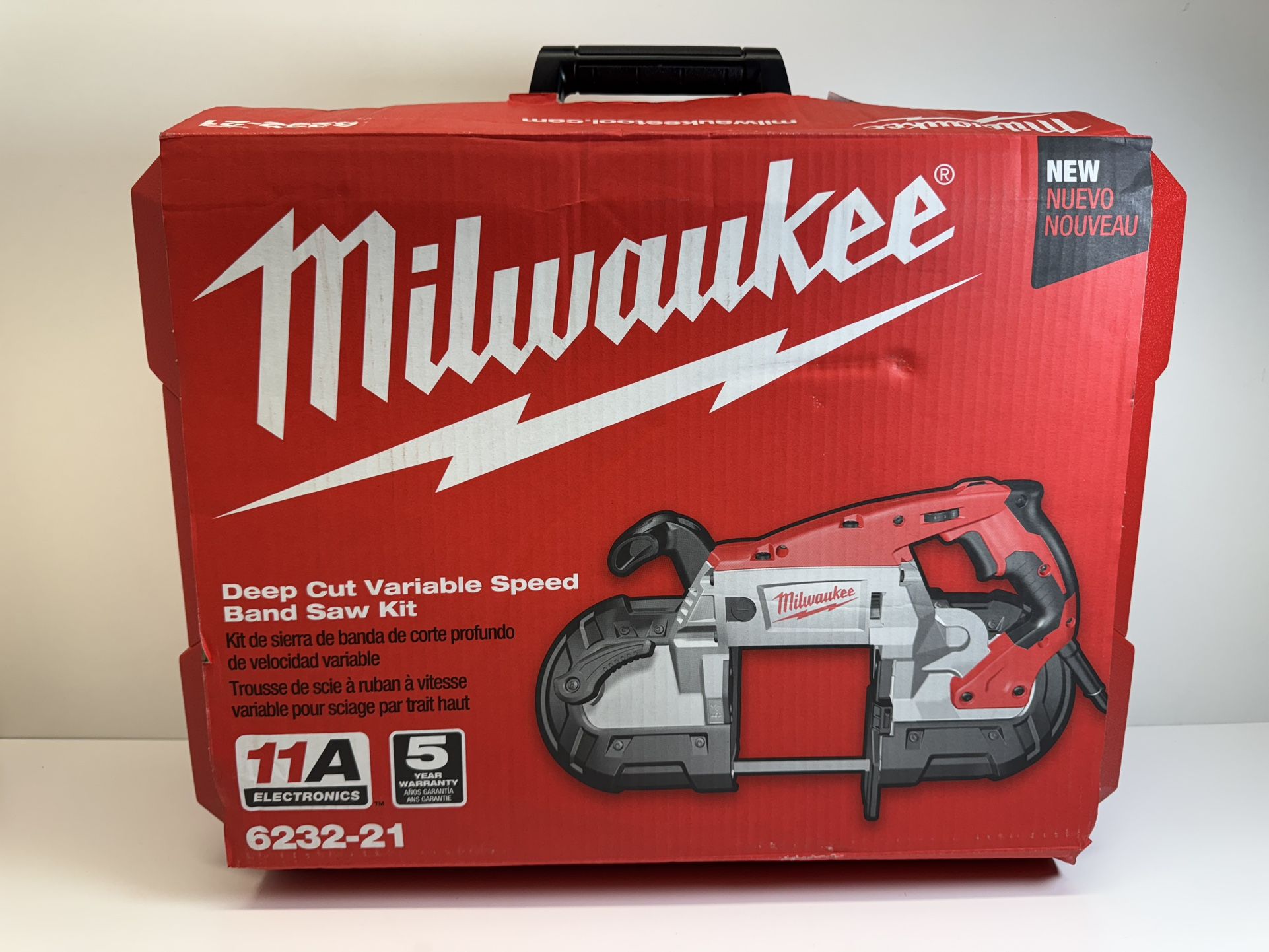 Brand New Milwaukee Heavy Duty 11 Amp Deep Cut Band Saw with Hard Case (Corded)