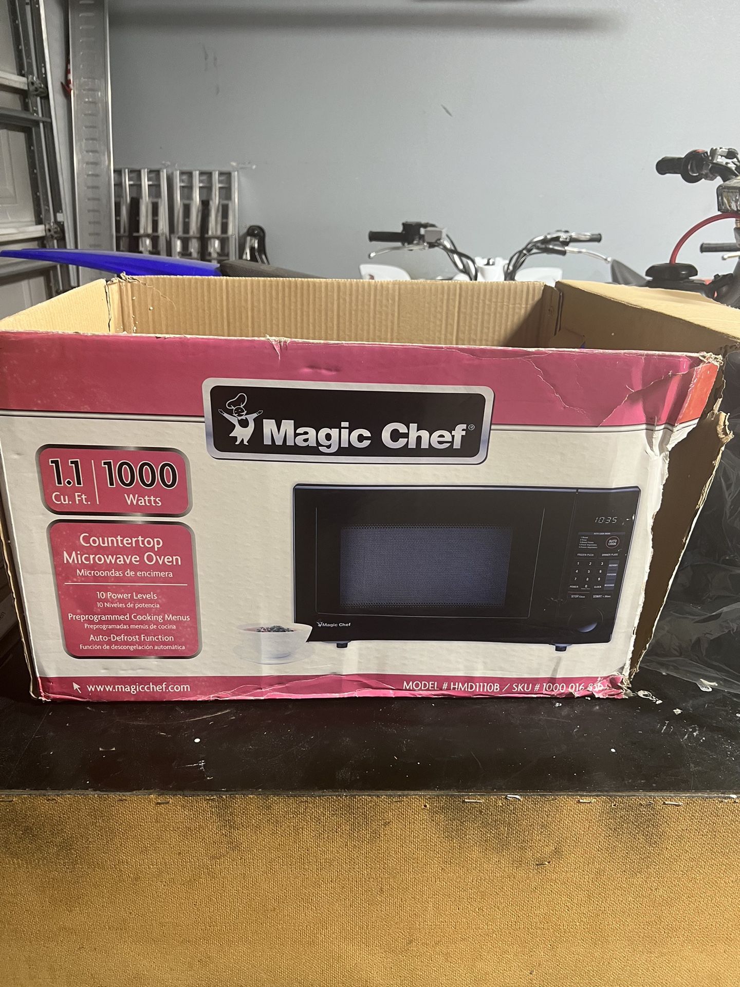 Magic Chef Countertop Microwave Oven